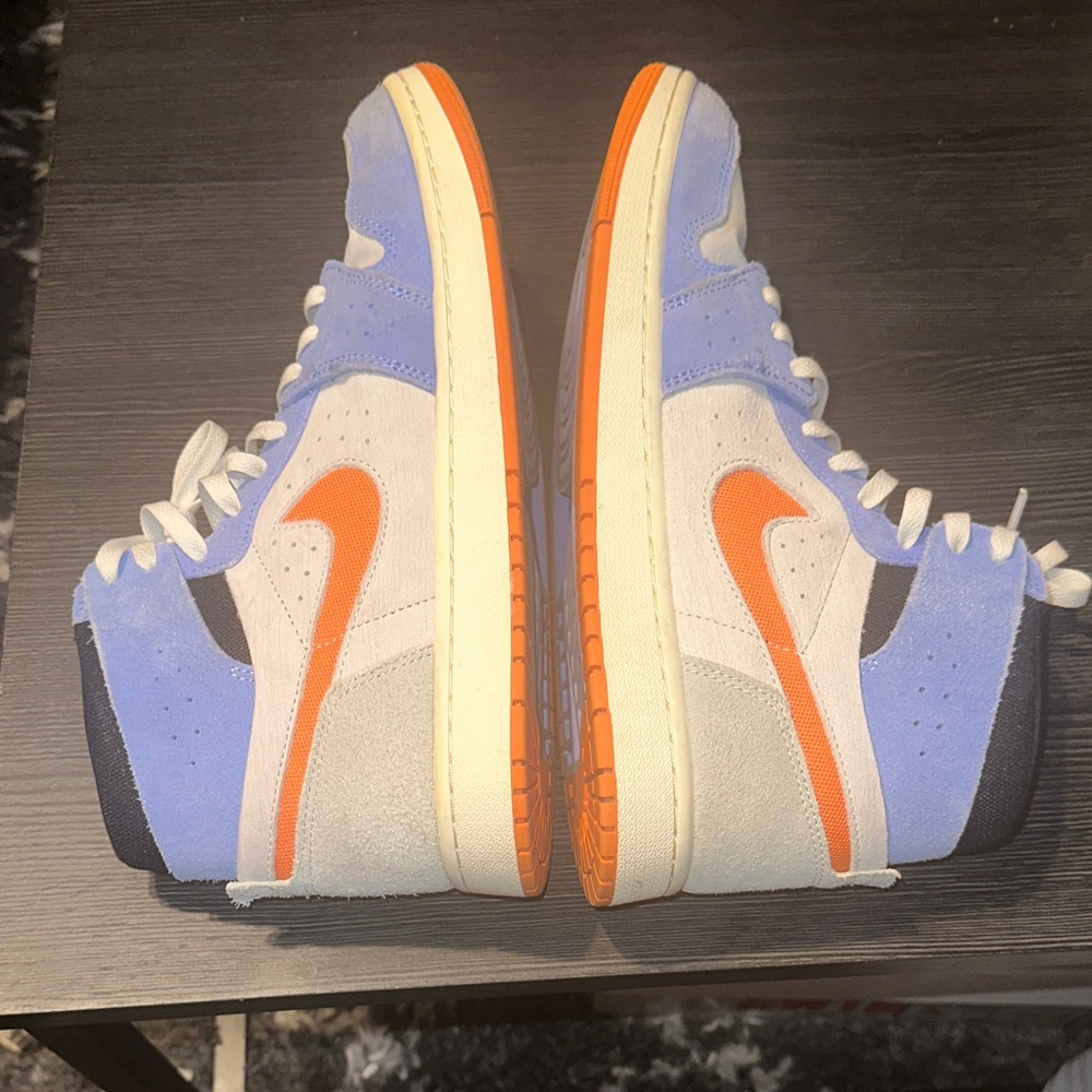 Jordan 1 CMFT  ZOOM AIR Nike High-Top Sneakers in Lavender, Orange, and White - Picture 4 of 6